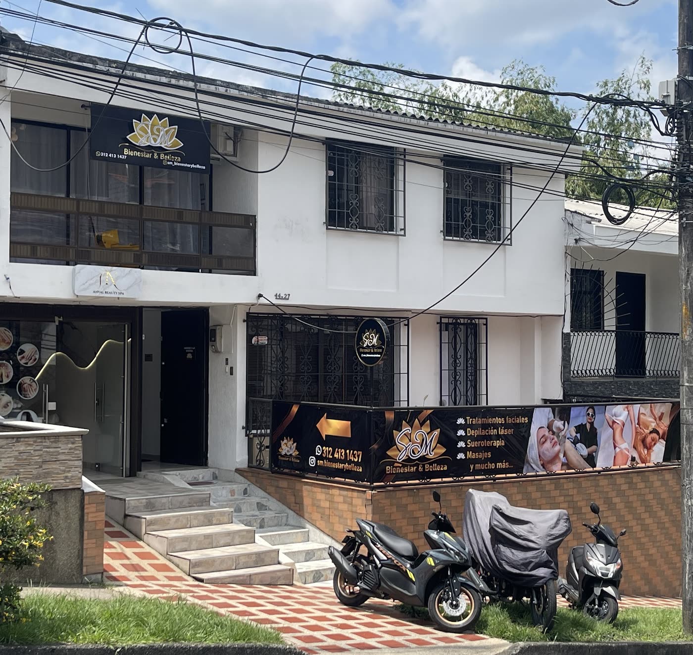 Fachada de SM Bienestar y Belleza en Maraya